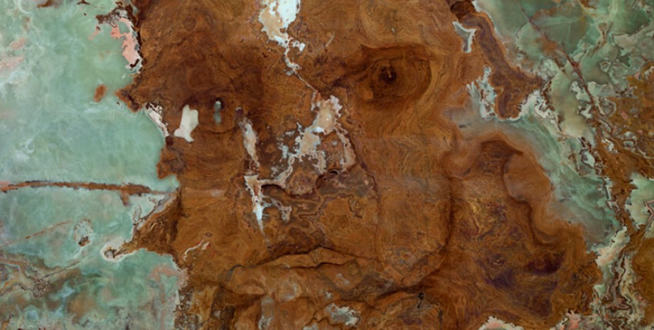 Pe&ntilde;alta, o sobre la expresi&oacute;n de s&iacute; en el sue&ntilde;o de la piedra