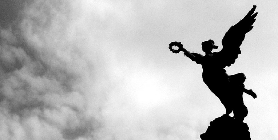 El horno no est&aacute; para padres fundadores 