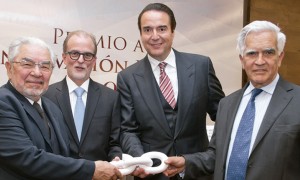 El Mundo del Abogado entrega el Premio a la Innovaci&oacute;n Jur&iacute;dica 2016